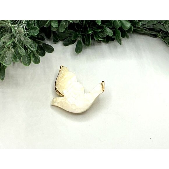 Vintage Gold-Tone Mother Of Pearl Mosaic Dove Brooch Pin - Picture 2 of 4